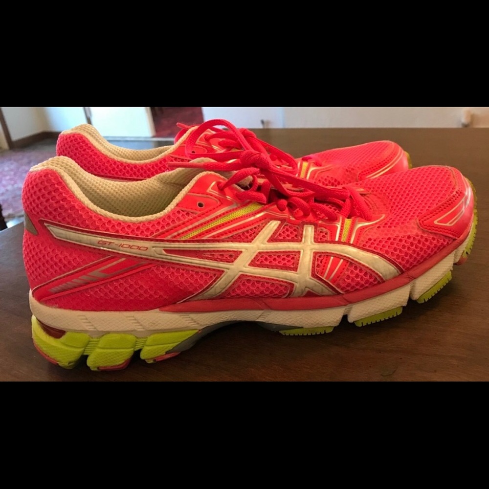 Women’s ASICS GT-1000